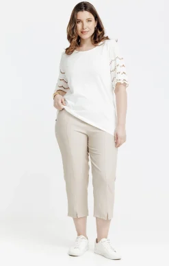 Toscane Boutique Pantacourt droit boutons fleurs| Pantalons
