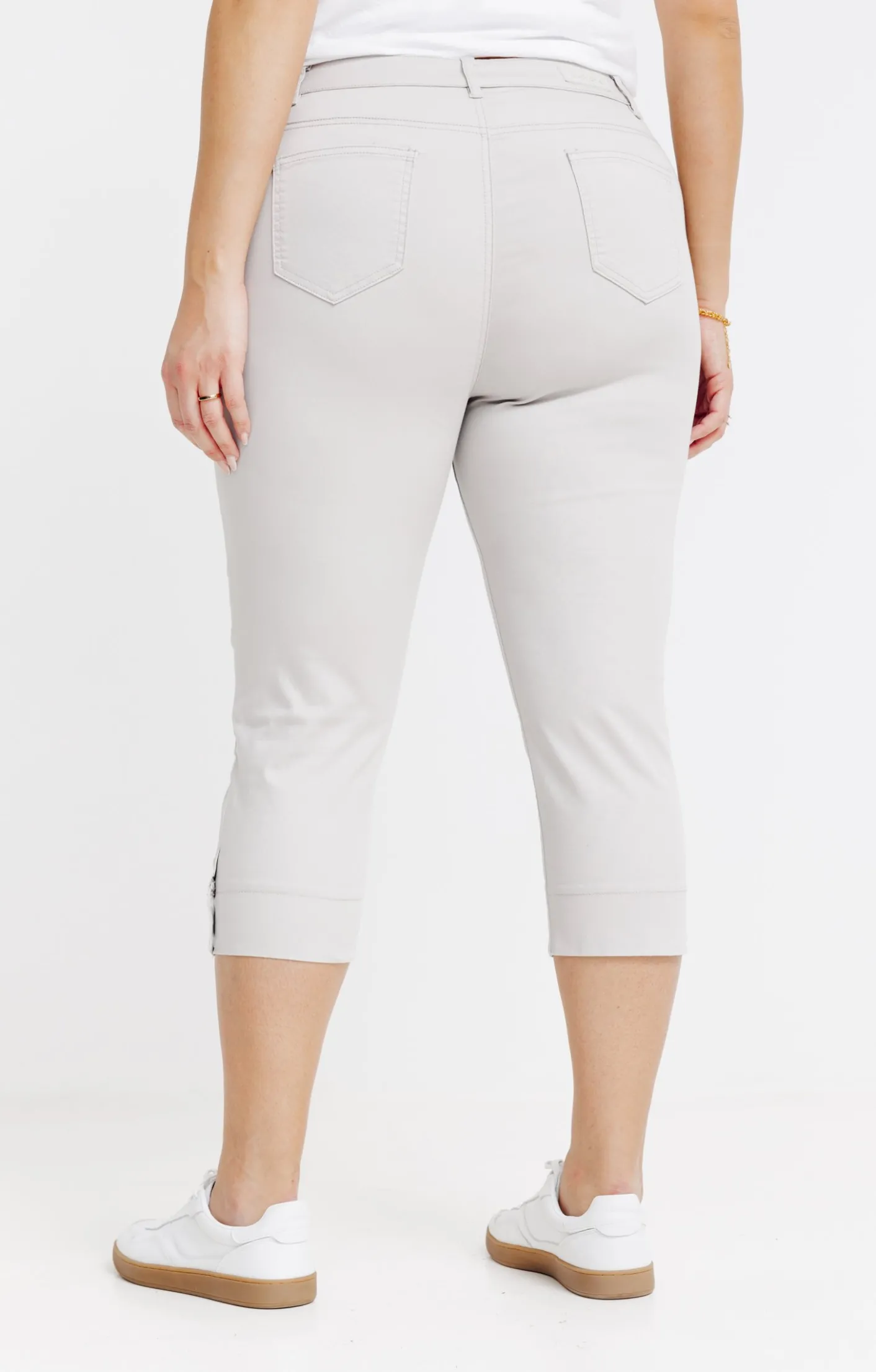 Toscane Boutique Pantacourt superstretch détail rivet| Pantalons