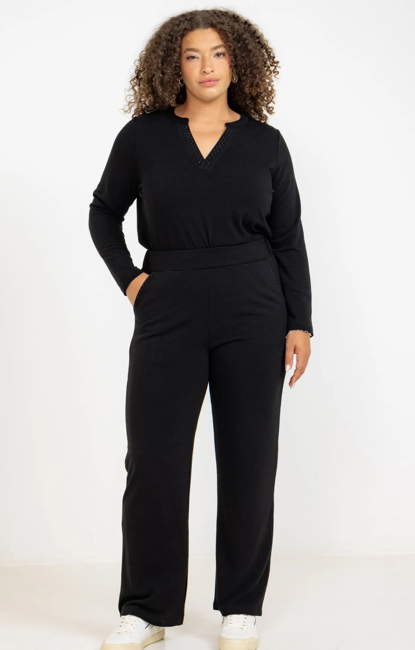 Toscane Boutique Pantalon large uni doux| Pantalons