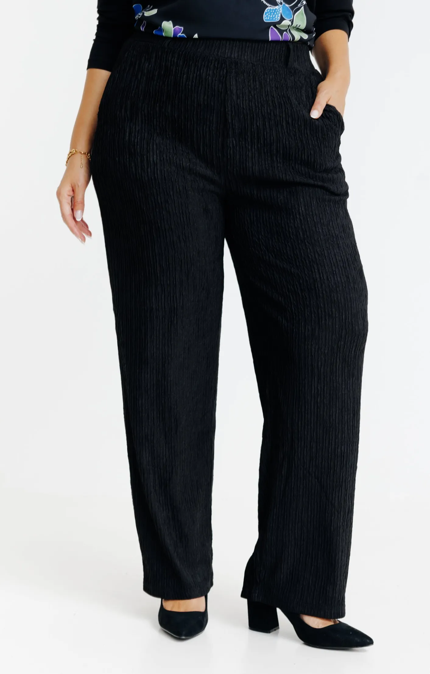 Toscane Boutique Pantalon maille froissée légère| Pantalons