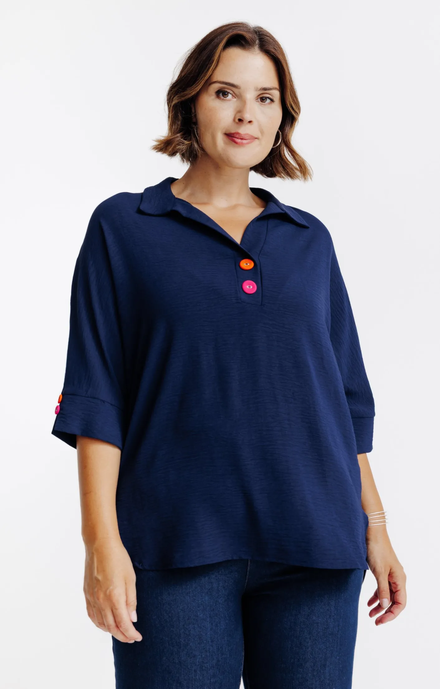Toscane Boutique Poncho avec boutons fantaisies| Chemisiers & Tuniques