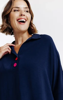 Toscane Boutique Poncho avec boutons fantaisies| Chemisiers & Tuniques