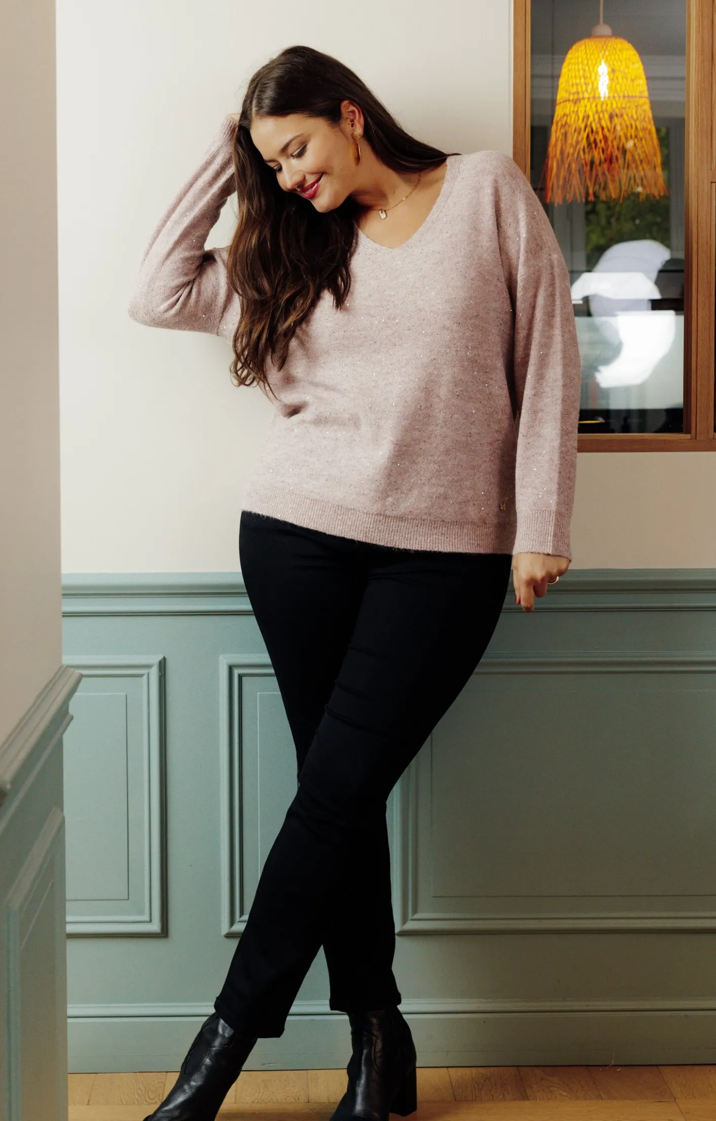 Toscane Boutique Pull col V avec strass| Pulls & Cardigans