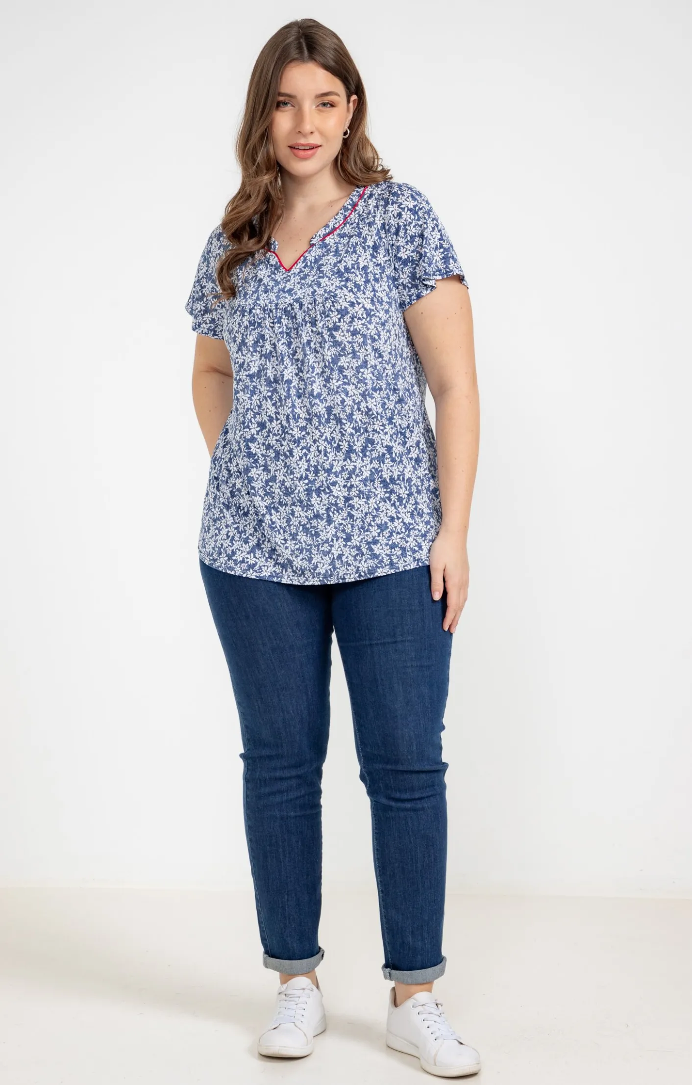 Toscane Boutique Tee-shirt à imprimé fleurs| Tee-shirts