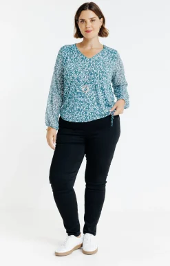 Toscane Boutique Tee-shirt imprimé avec collier| Tee-shirts